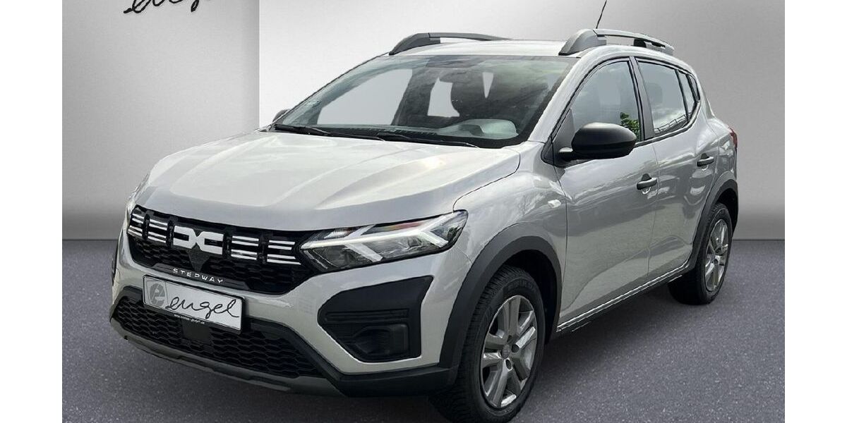 Dacia Sandero 6.300 km 13.989 &euro; Wunsiedel 95632