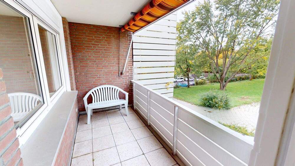 Gepflegte 3-Zimmer-Wohnung mit Parkett + zwei Balkonen in ruhigem 6-Parteien-Haus in Aachen-Zentrum 3 zimmer