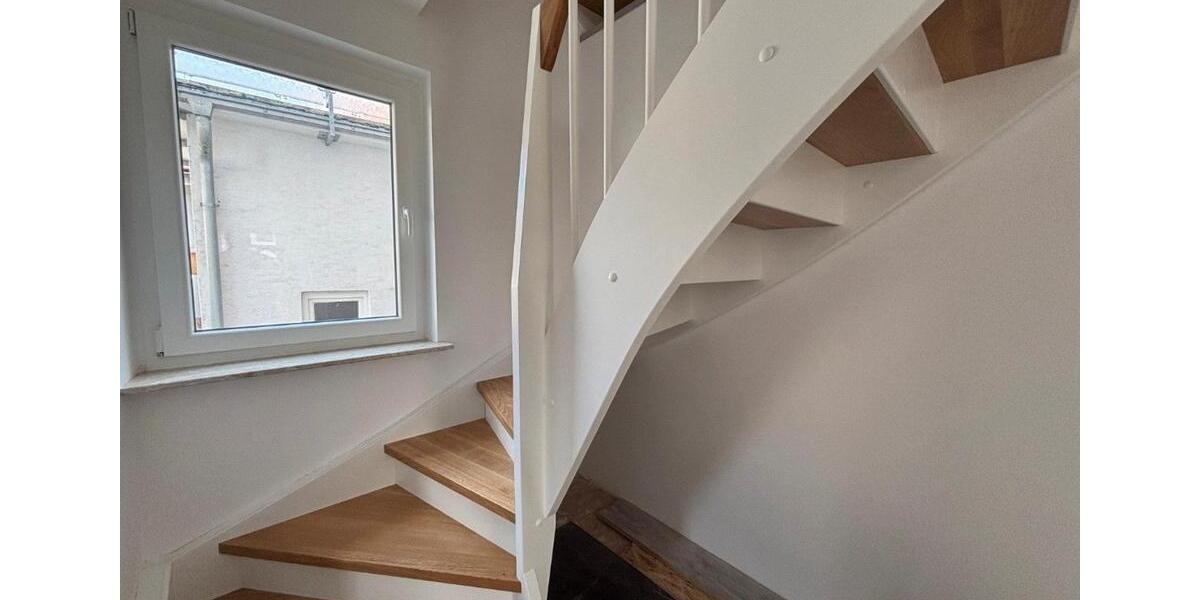 Einfamilienhaus Fritzlar - 6 Zimmer, 146 m&sup2;, 1.950&euro; | Angebot:24245183