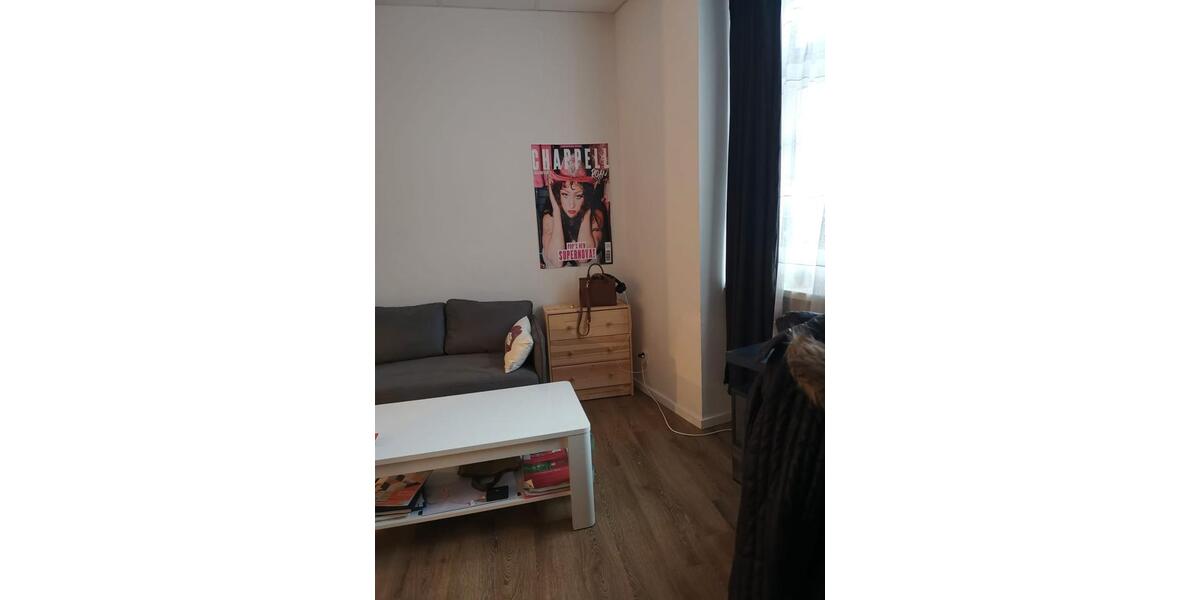 Erdgeschoßwohnung Cottbus - 1 Zimmer, 40 m&sup2;, 400&euro; | Angebot:26042171