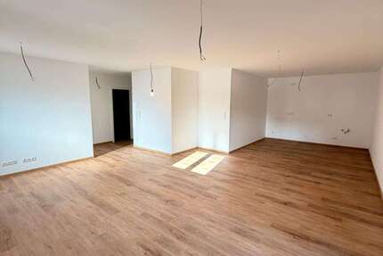 Wohnung Koblenz Bisholder - 3 Zimmer, 100 m&sup2;, 1.000&euro; | Angebot:25775678