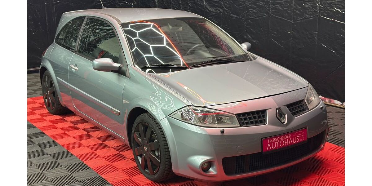 Renault Megane 123.000 km 9.500 &euro; Herscheid 58849