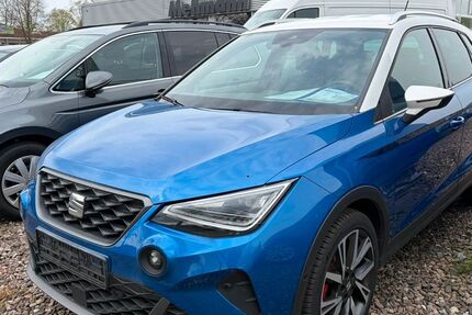 Seat Arona 32.399 km 21.900 &euro; Berge 49626