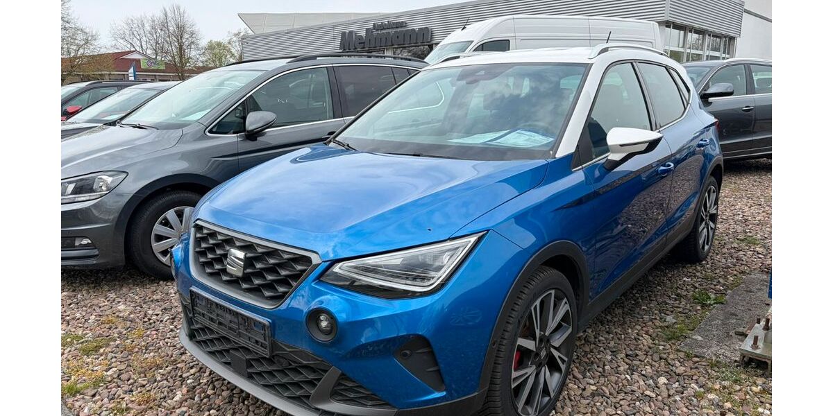 Seat Arona 32.399 km 21.900 &euro; Berge 49626