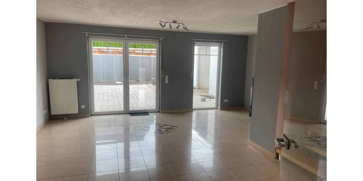 Reihenhaus Bad Sobernheim - 5 Zimmer, 130 m&sup2;, 374.000&euro; | Angebot:27086401