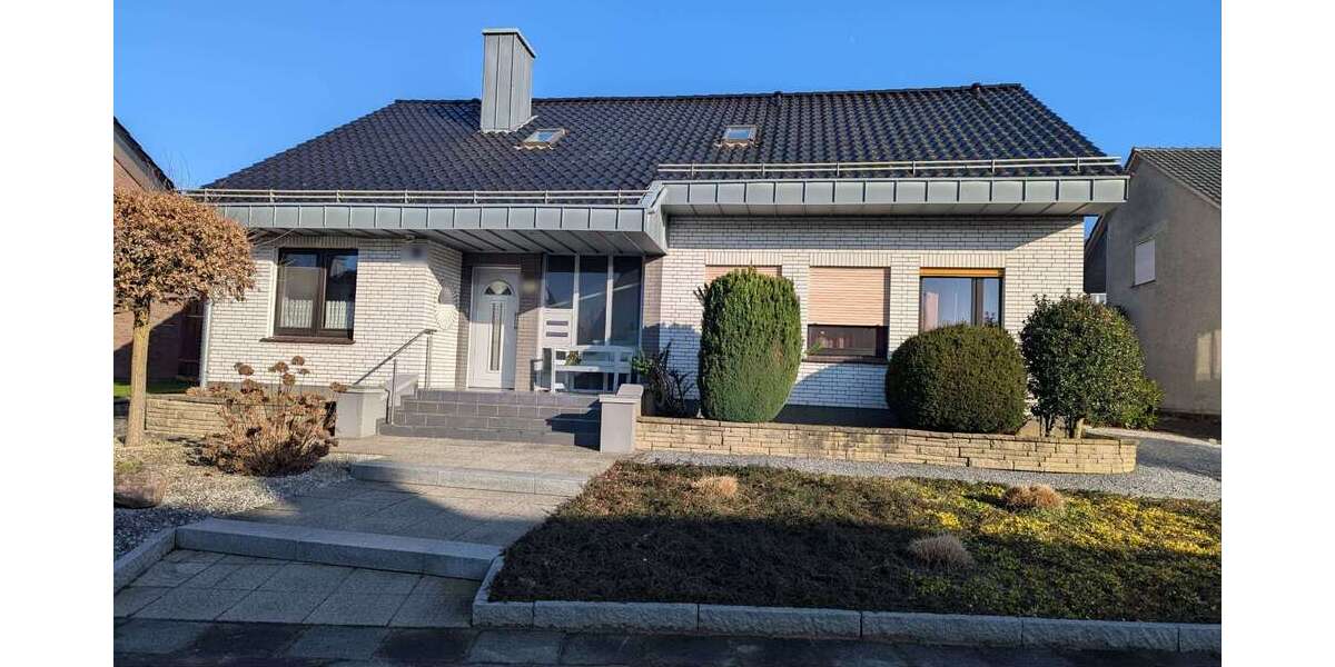 Haus zum Kaufen in Kirchlengern 340.000 € 150 m² 5 zimmer