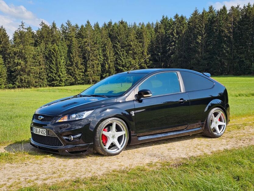 Ford Focus 126.925 km 12.999 € Plößberg 95703