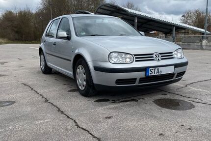 VW Golf 184.000 km 3.499 &euro; Tutzing 82327