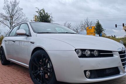 Alfa Romeo 159 143.020 km 13.500 &euro; Sehnde OT HÖVER 31319
