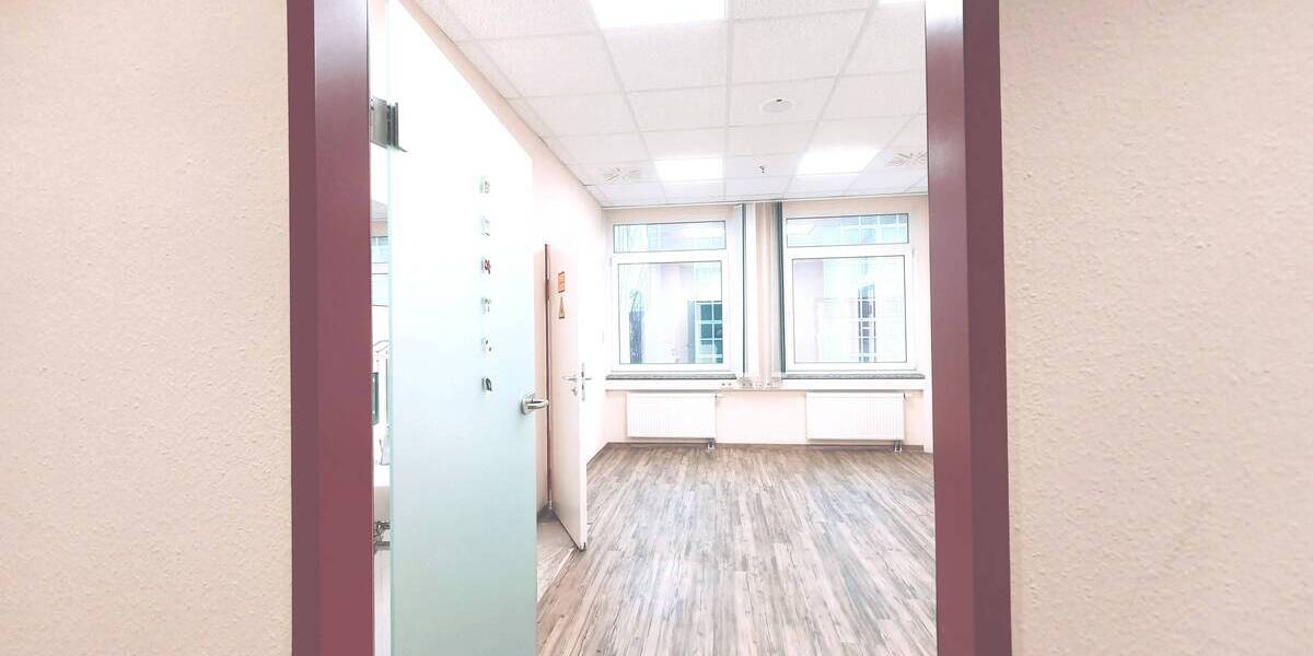 Gewerbeobjekt Dessau-Roßlau Innenstadt - 1.658&euro; | Angebot:25672909
