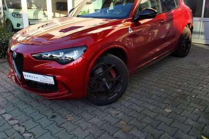 Alfa Romeo Stelvio 11.000 km 87.950 &euro; Rosenheim 83022