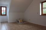 Dachgeschoßwohnung Reichling - 4 Zimmer, 137 m&sup2;, 995&euro; | Angebot:25852500