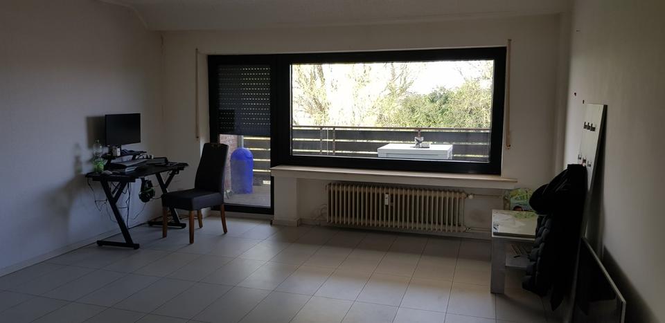 Dachgeschoßwohnung Nettetal - 3 Zimmer, 77 m&sup2;, 490&euro; | Angebot:25439051