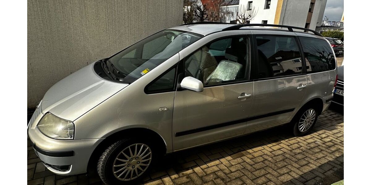 VW Sharan 286.000 km 900 &euro; Rülzheim 76761