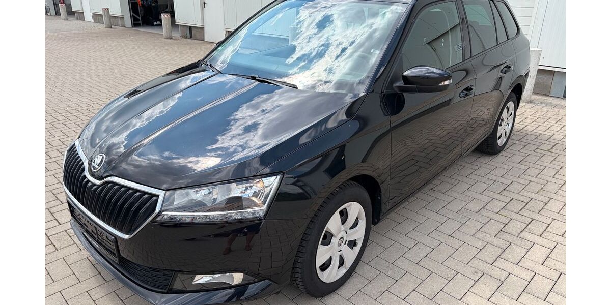 Skoda Fabia 92.000 km 9.950 &euro; Hammah 21714