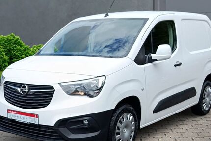 Opel Combo 82.934 km 14.420 &euro; Meiningen 98617