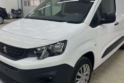 Peugeot Partner 87.966 km 11.990 &euro; Zeven 27404