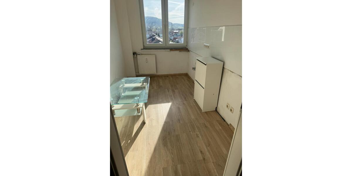 Etagenwohnung Treffurt - 3 Zimmer, 60 m&sup2;, 390&euro; | Angebot:26039467