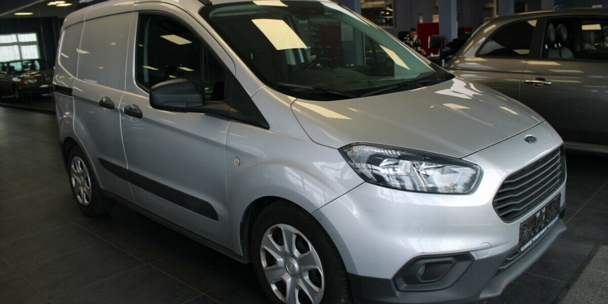 Ford Transit Courier 1.5 8V TDCi EcoBlue - AHK - Klima 97.432 km 8.980 &euro; Euskirchen 53881