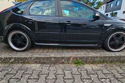 Ford Focus 194.229 km 4.700 € Eckental 90542