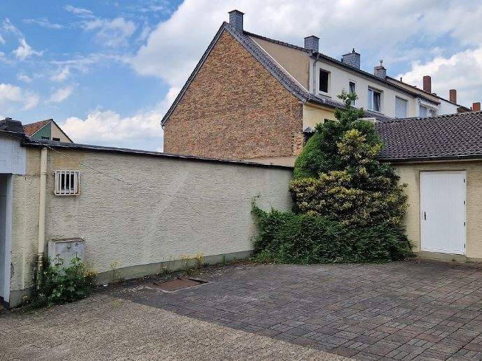 amarc21 - Baulücke in ehem. Einkaufsstrasse mit Wohnraumpotenzial zimmer