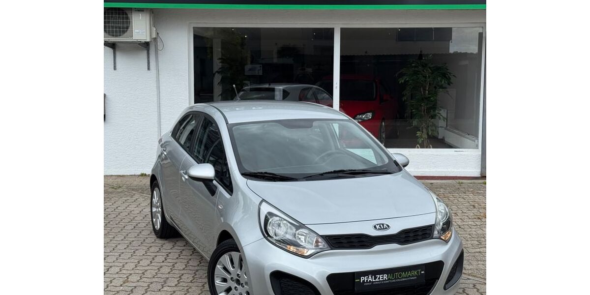 Kia Rio 53.000 km 6.799 &euro; Waldsee 67165