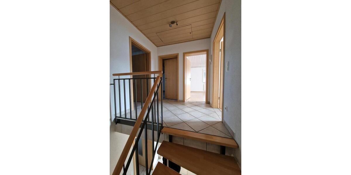 Einfamilienhaus Grub am Forst - 4 Zimmer, 115 m&sup2;, 900&euro; | Angebot:24863296