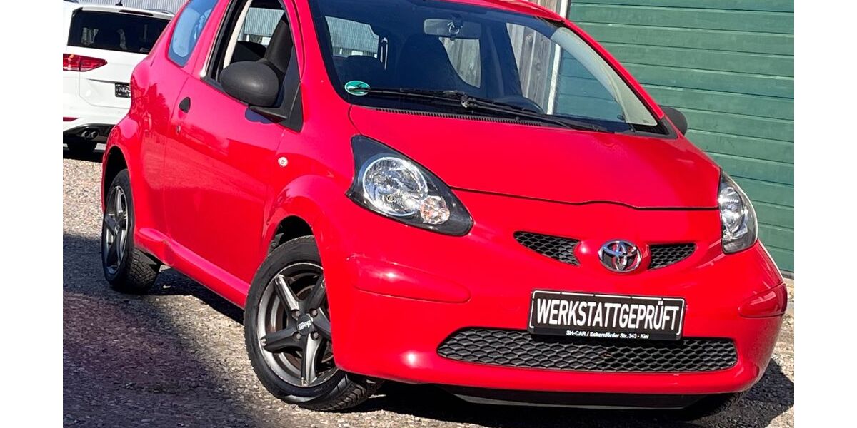 Toyota Aygo (X) 147.000 km 2.499 &euro; Flintbek 24220