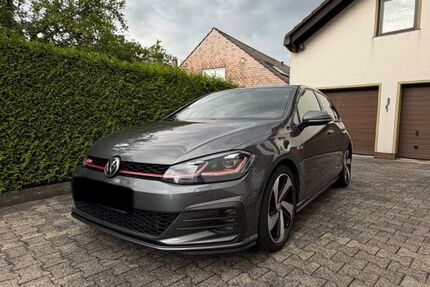 VW Golf 105.000 km 19.500 &euro; Kalbach 36148