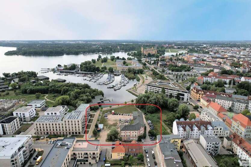 Wohnung zum Mieten in Schwerin 1.540,92 € 106.27 m²