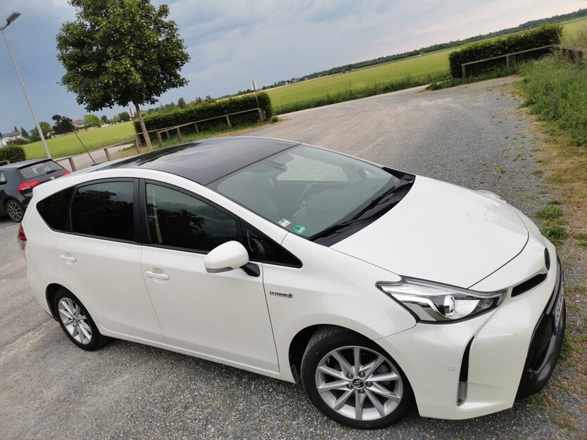 Toyota Prius Plus 108.000 km 20.000 € Gernsheim 64579