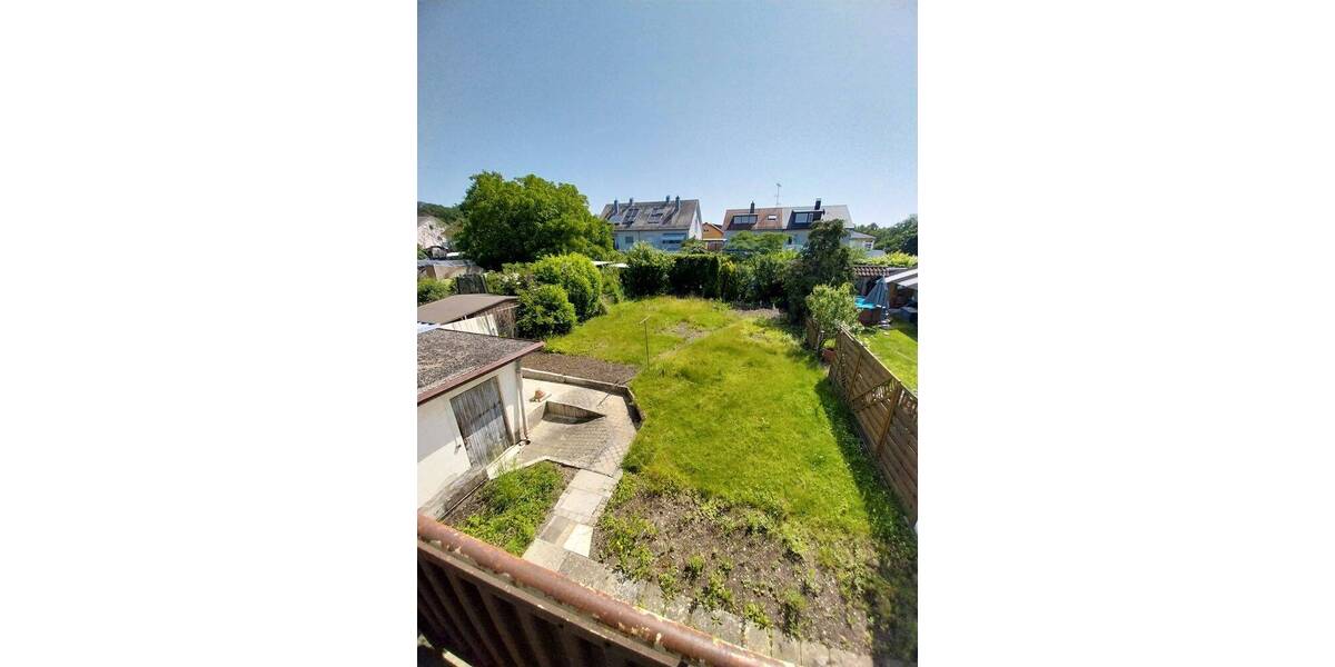 Doppelhaushälfte Singen - 6 Zimmer, 135 m&sup2;, 225.000&euro; | Angebot:26852759