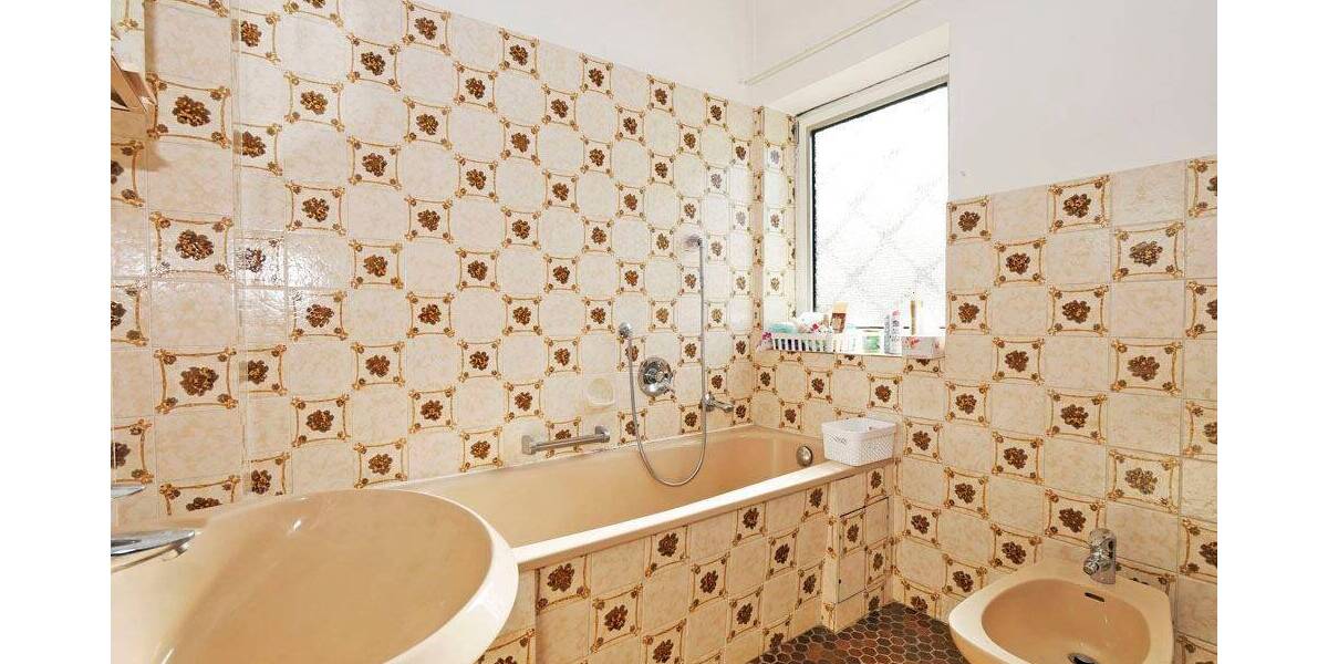 Bungalow Bad Honnef - 5 Zimmer, 137 m&sup2;, 649.000&euro; | Angebot:26187645