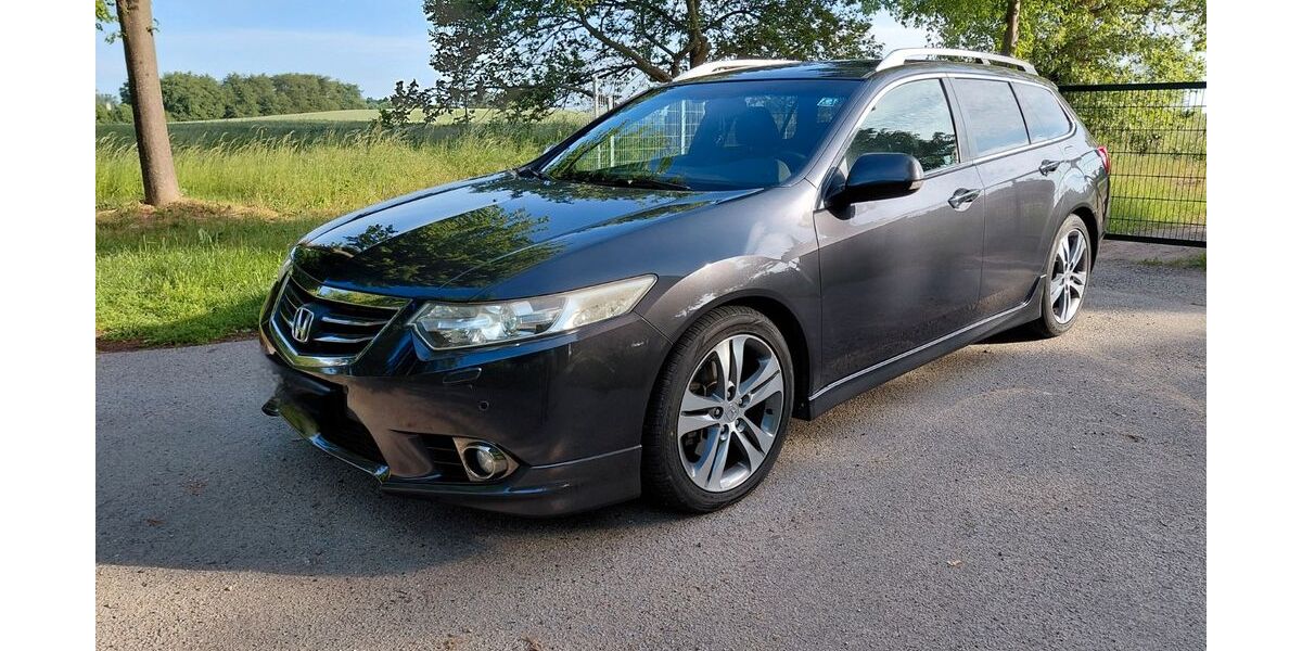 Honda Accord 255.000 km 5.900 &euro; Sundhagen 18519