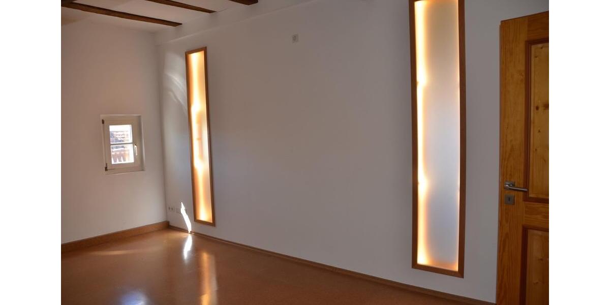 Dachgeschoßwohnung Böhl-Iggelheim Iggelheim - 3 Zimmer, 102 m&sup2;, 1.100&euro; | Angebot:26134679