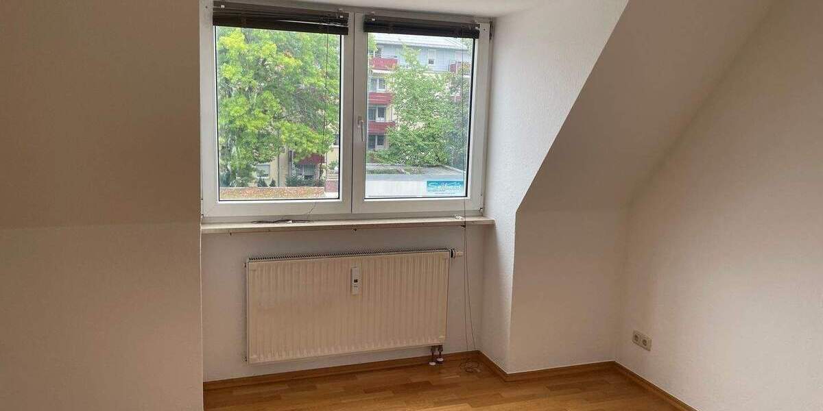 Etagenwohnung Nürnberg Schniegling - 2 Zimmer, 70 m&sup2;, 275.000&euro; | Angebot:26882107