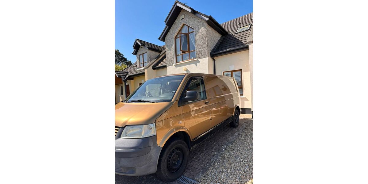 VW T5 Transporter 270.462 km 5.555 &euro; Neustadt 67434