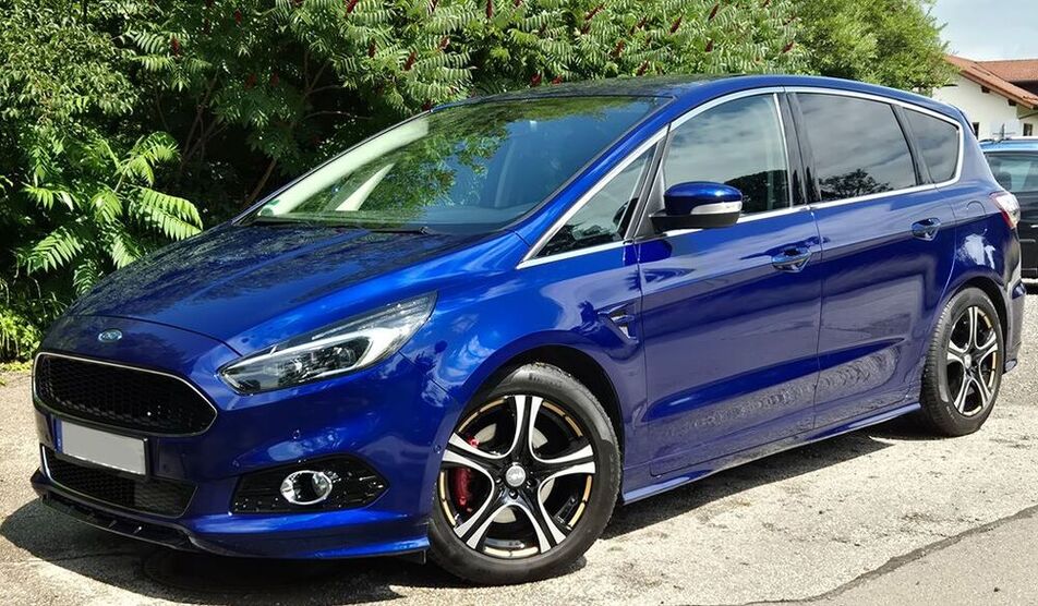 S-Max