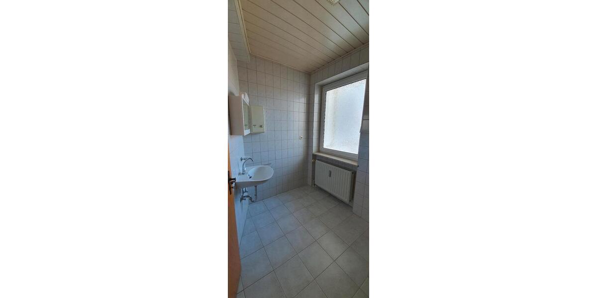 Etagenwohnung Zweibrücken - 1 Zimmer, 28 m&sup2;, 350&euro; | Angebot:26416134