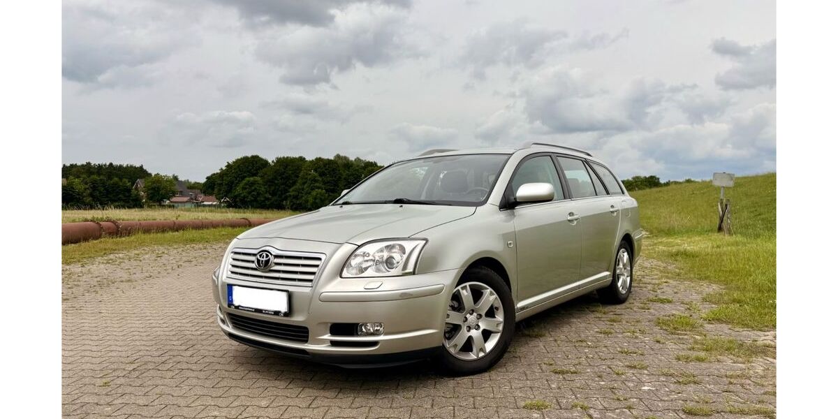 Toyota Avensis 62.000 km 8.450 &euro; Brual 26899