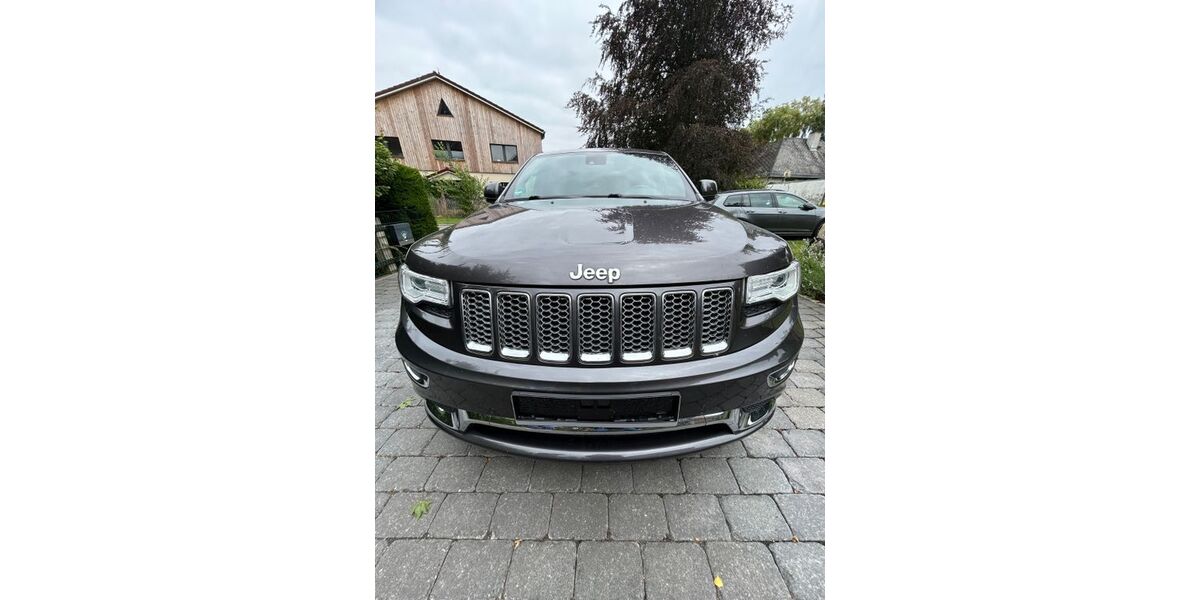 Jeep Grand Cherokee 106.337 km 17.999 &euro; Groß Sarau 23627