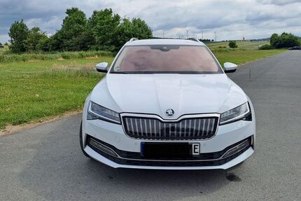 Skoda Superb 94.000 km 21.599 € Brilon 59929