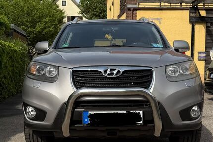 Hyundai SANTA FE 220.070 km 7.950 &euro; München 81673