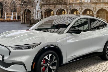 Ford Mustang Mach-E 33.000 km 31.750 &euro; Bremen 28207