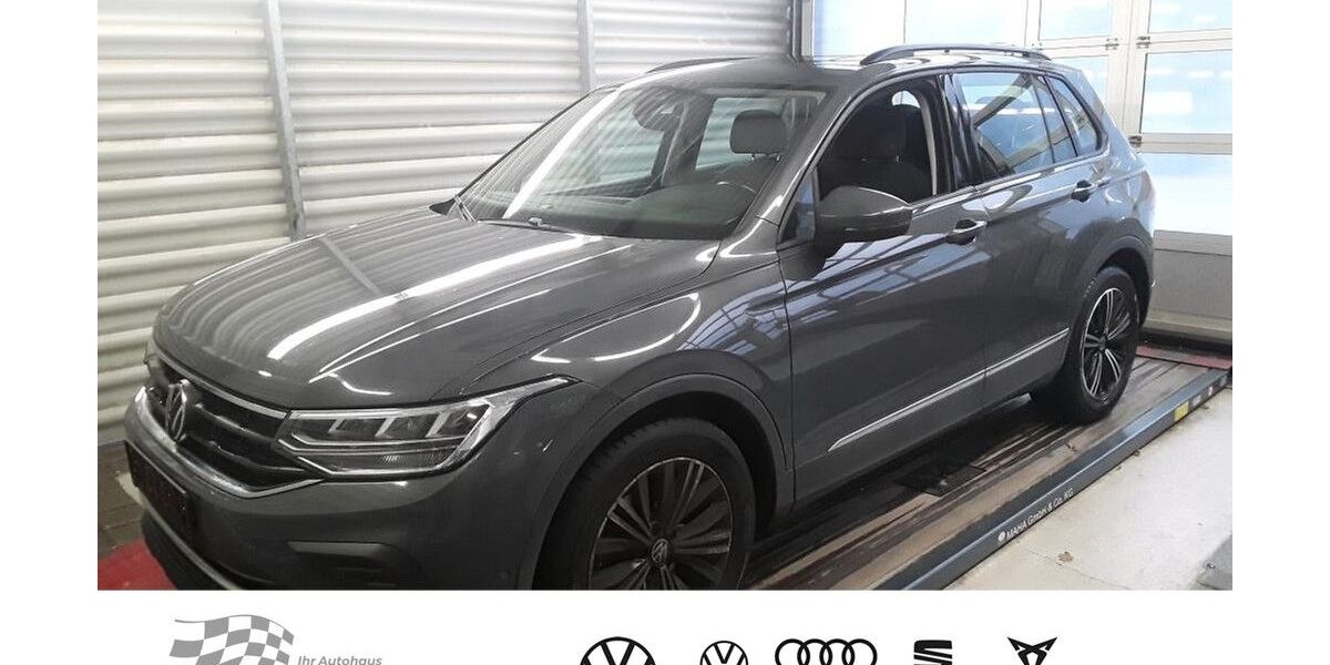 VW Tiguan 74.868 km 28.450 &euro; Bernsdorf 09337