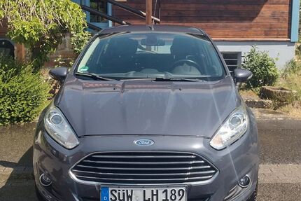 Ford Fiesta 99.000 km 5.900 &euro; Winden 76872