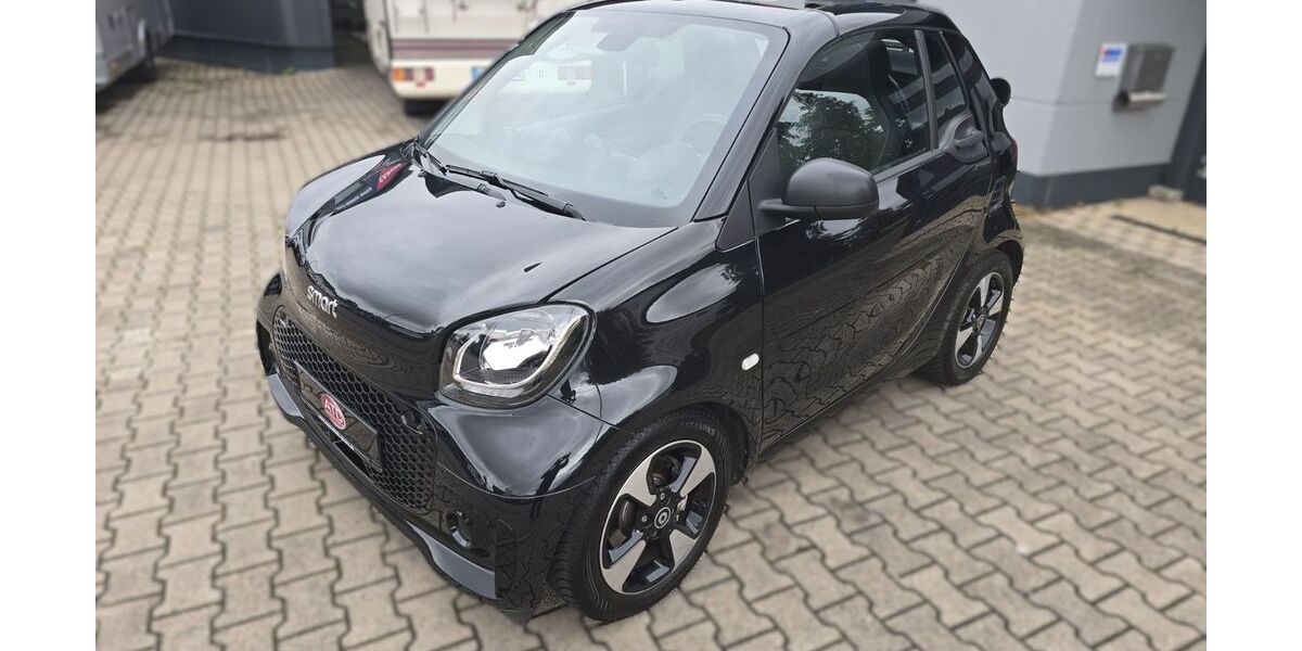 Smart ForTwo 17.600 km 14.490 € Sandhausen 69207