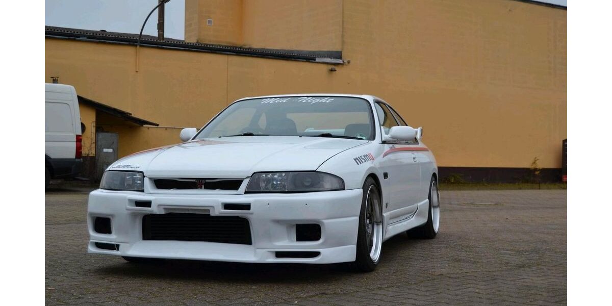 Nissan Skyline 146.500 km 14.990 &euro; Xanten 46509