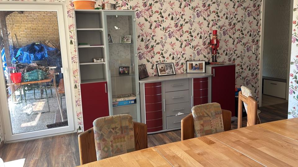 Einfamilienhaus Nordhastedt - 9 Zimmer, 220 m&sup2;, 379.000&euro; | Angebot:27131753