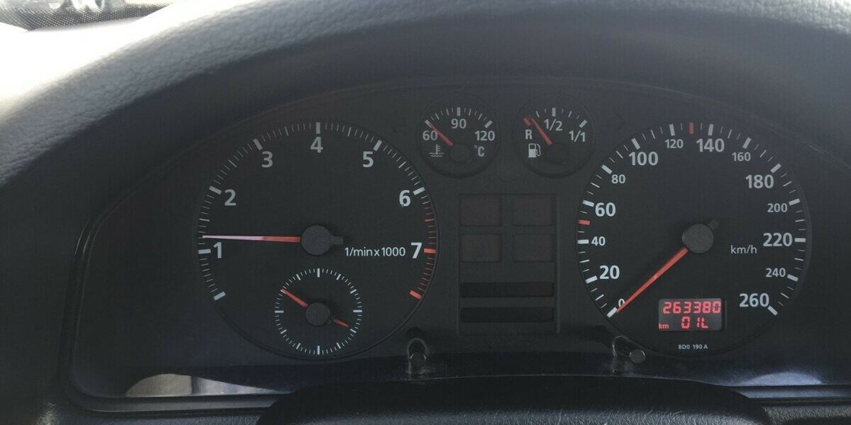Audi A4 1.8,Klima,Alu,! 260.000 km 500 &euro; Himmelkron 95502